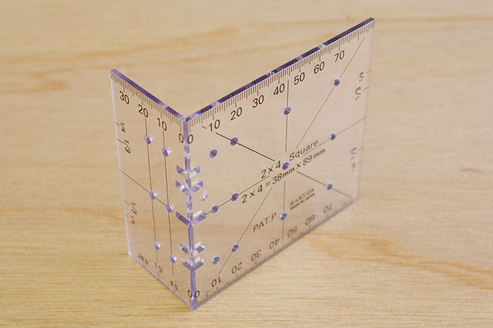 目からウロコ！ 簡単に線引きができる2×4材用の定規の使い方 - makit（メキット）by DIY FACTORY