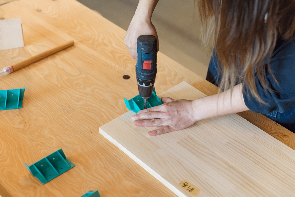 斜めカットなし!かぶせるだけで簡単にラダーシェルフをDIY!_16