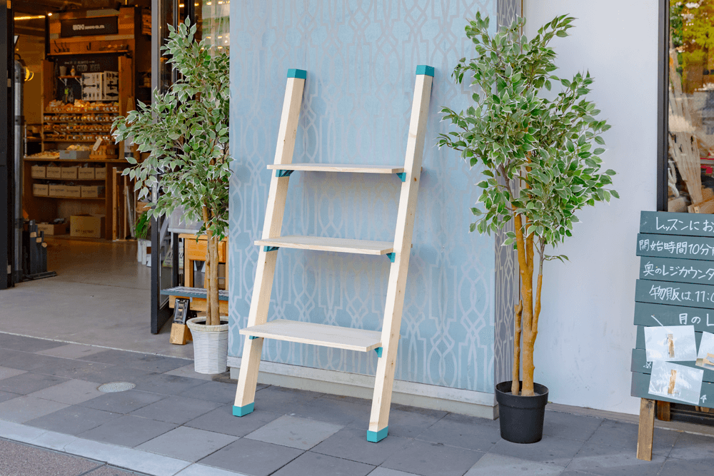 斜めカットなし!かぶせるだけで簡単にラダーシェルフをDIY!_22