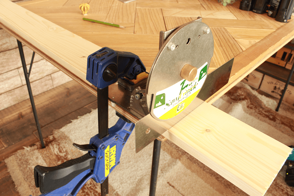 木材 を まっすぐ 切る 方法
