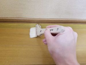 Diyで出来る フローリングニスを綺麗に塗るための道具とコツ Makit メキット By Diy Factory