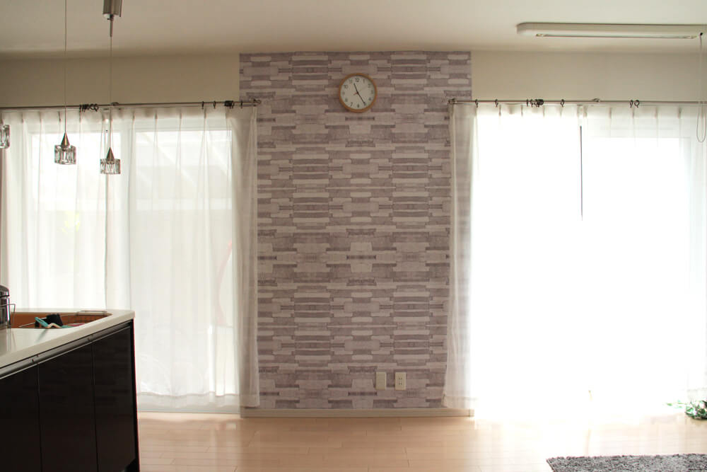 貼ってはがせｓる壁紙シート　ハガセルーノ　賃貸DIY　アサヒペン