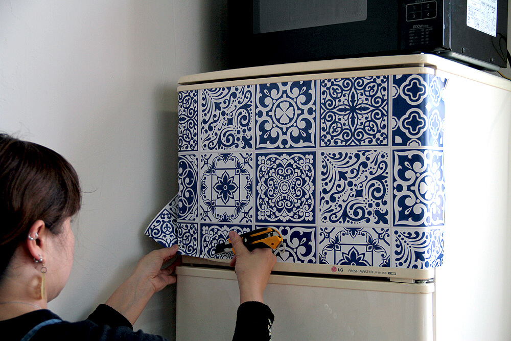 貼ってはがせｓる壁紙シート　ハガセルーノ　賃貸DIY　アサヒペン