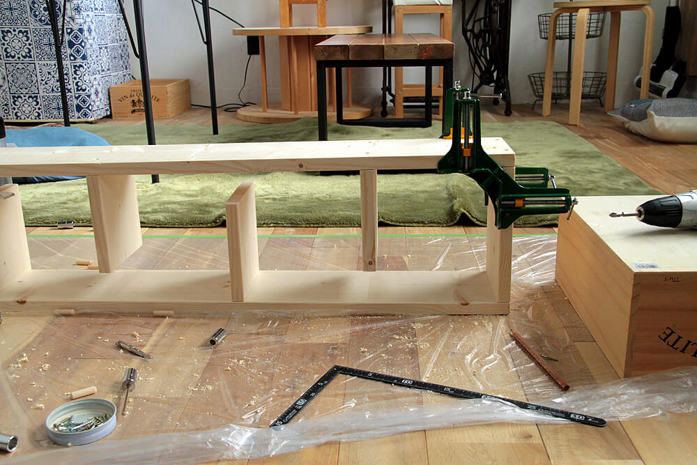 ドリルガイドキットとコーナークランプ　収納棚DIY