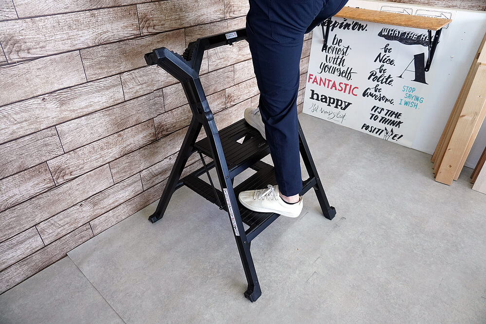 木材加工ができる作業台になる折りたたみ踏み台「ワークベンチPRO」 - makit（メキット）by DIY FACTORY